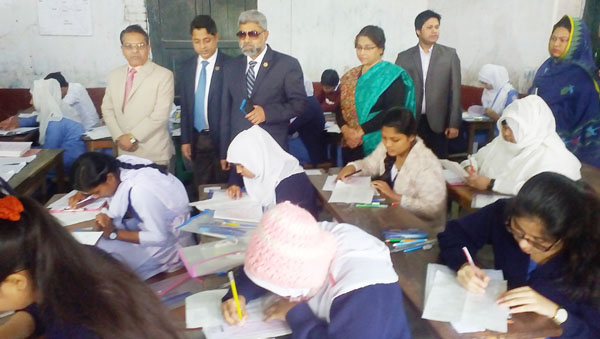 ময়মনসিংহ শিক্ষা বোর্ডের অধীনে প্রথম এসএসসি পরীক্ষা শুরু media image