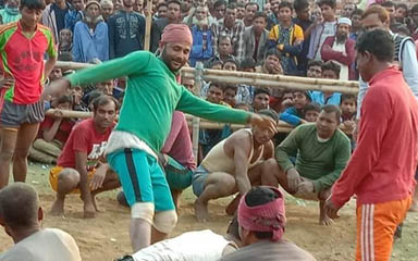 ধোবাউড়ায় হাডুডু টুর্নামেন্টের  ফাইনাল খেলা অনুষ্ঠিত  media image
