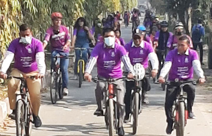 ছবি media image